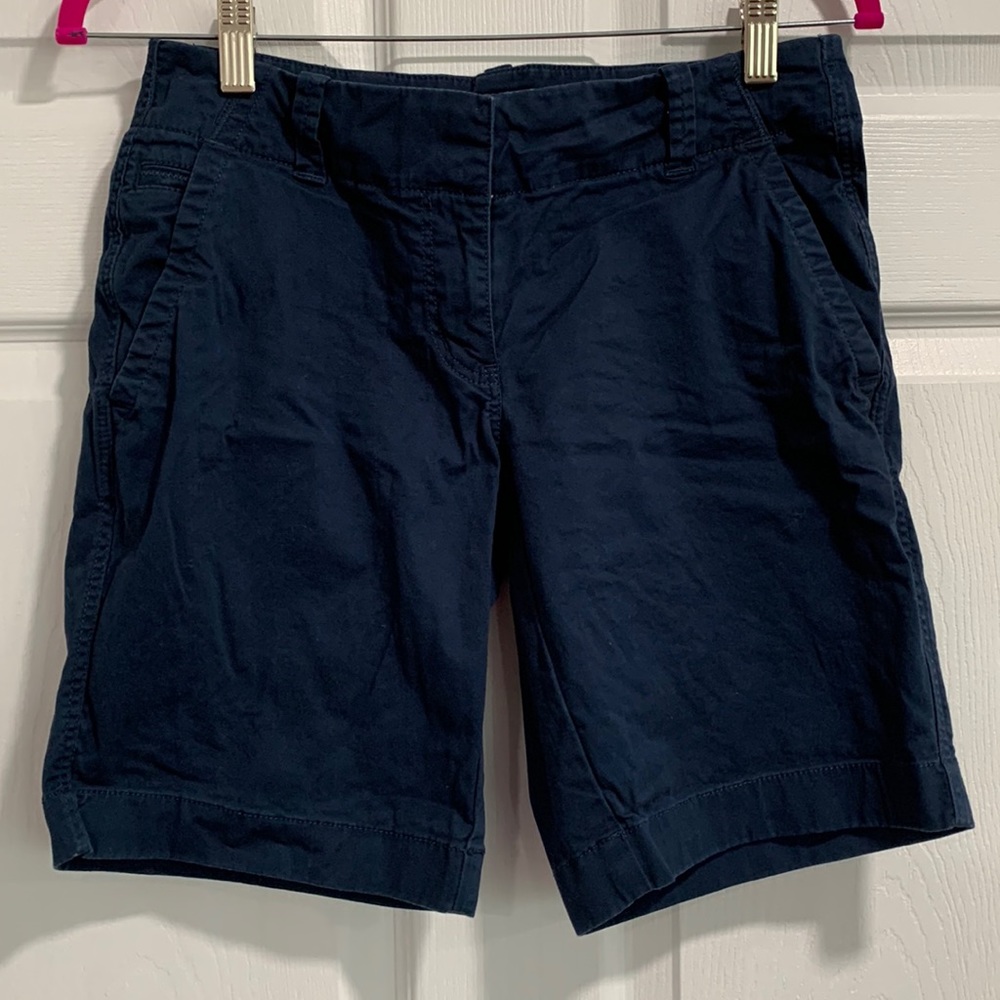 Vineyard Vines Dark Blue Women’s Shorts • Size 0